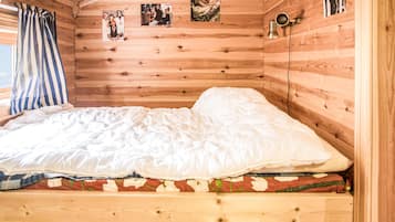 3 Schlafzimmer, Reisekinderbett
