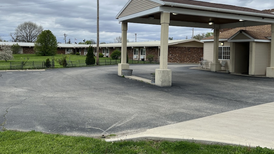 Town & Country Motel
