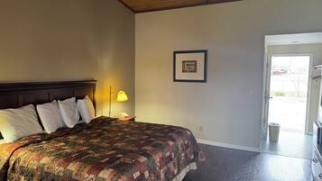 Standard Single Room | Desk, free WiFi, bed sheets