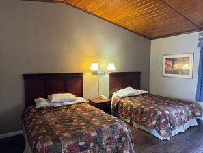 Standard Room, 2 Queen Beds | Desk, free WiFi, bed sheets - Town & Country Motel (Clinton)