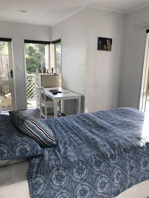 3 chambres, fer et planche à repasser, accès au Wi-Fi (inclus)