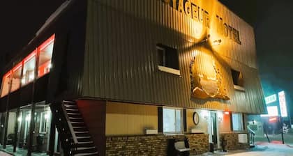 Love Hotels Voyageur by OYO at International Falls MN