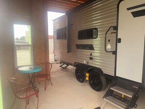 Interior -  RV  5 min to San Marcos river /4min to c s r hospital (San Marcos)
