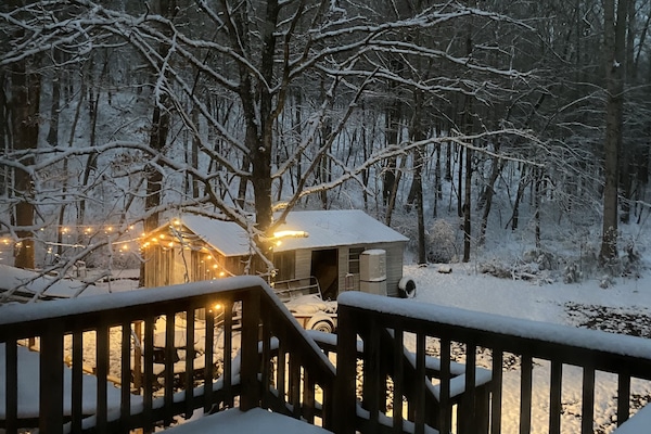 Bañera de hidromasaje al aire libre