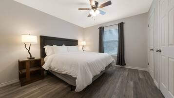 2 habitaciones, tabla de planchar con plancha y wifi gratis