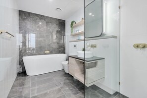 Bathroom - Ocean Surfers Paradise - Hosted by Gold Coast Luxury Resorts (Surfers Paradise)