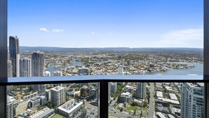 Unclassified image, 3 of 75, button - Ocean Surfers Paradise - GCLR (Surfers Paradise)