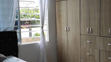 4 bedrooms, WiFi