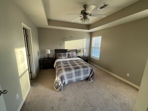 3 bedrooms, iron/ironing board, WiFi