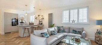 Coastal Cottage in North Wales With Hot Tub