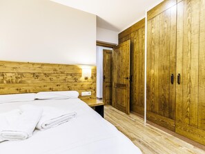 1 bedroom, iron/ironing board, internet, bed sheets - Perfect space in Puigcerdà, La Cerdanya (Puigcerdà)