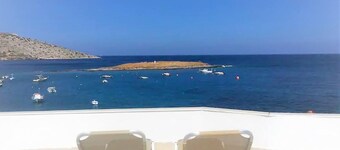 Remarkable 3double-Bed House in Daskalio