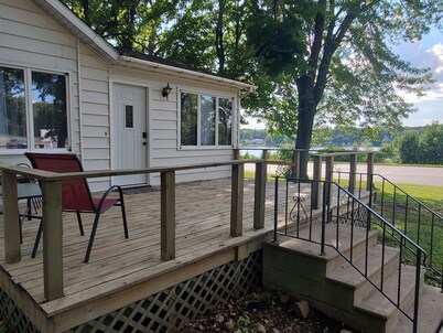 Lake view home on 1.3 acres, lake access 1 block away.
Camper parking available.