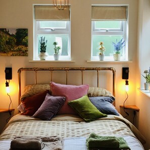 2 bedrooms, Internet, bed sheets