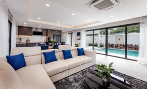 55-inch Smart TV with digital channels, TV, Netflix