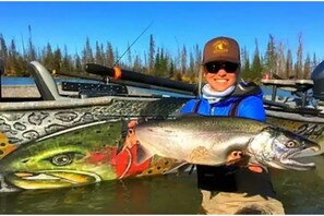 Guests can enjoy fishing and boating in a serene natural setting.