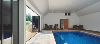 Estate Lodge -  Luxury Cottages