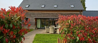 Estate Lodge - Luxury Cottages