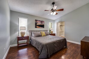 3 Schlafzimmer, Bügeleisen/Bügelbrett, kostenloses WLAN, Bettwäsche