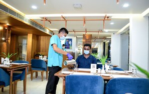 Restaurant - Harivaram Yuga (Guruvayur)