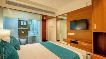 Phòng đôi Deluxe | Phòng tắm | Buồng tắm vòi sen, vòi sen phun mưa, đồ dùng nhà tắm miễn phí