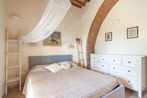 1 chambre, fer et planche à repasser, Wi-Fi gratuit