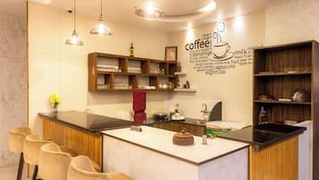 Coffee shop