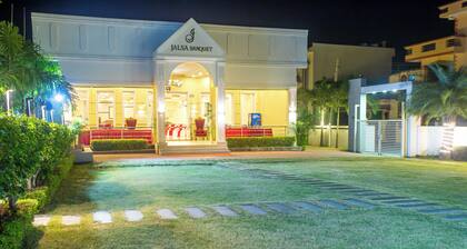 The SR Hotel