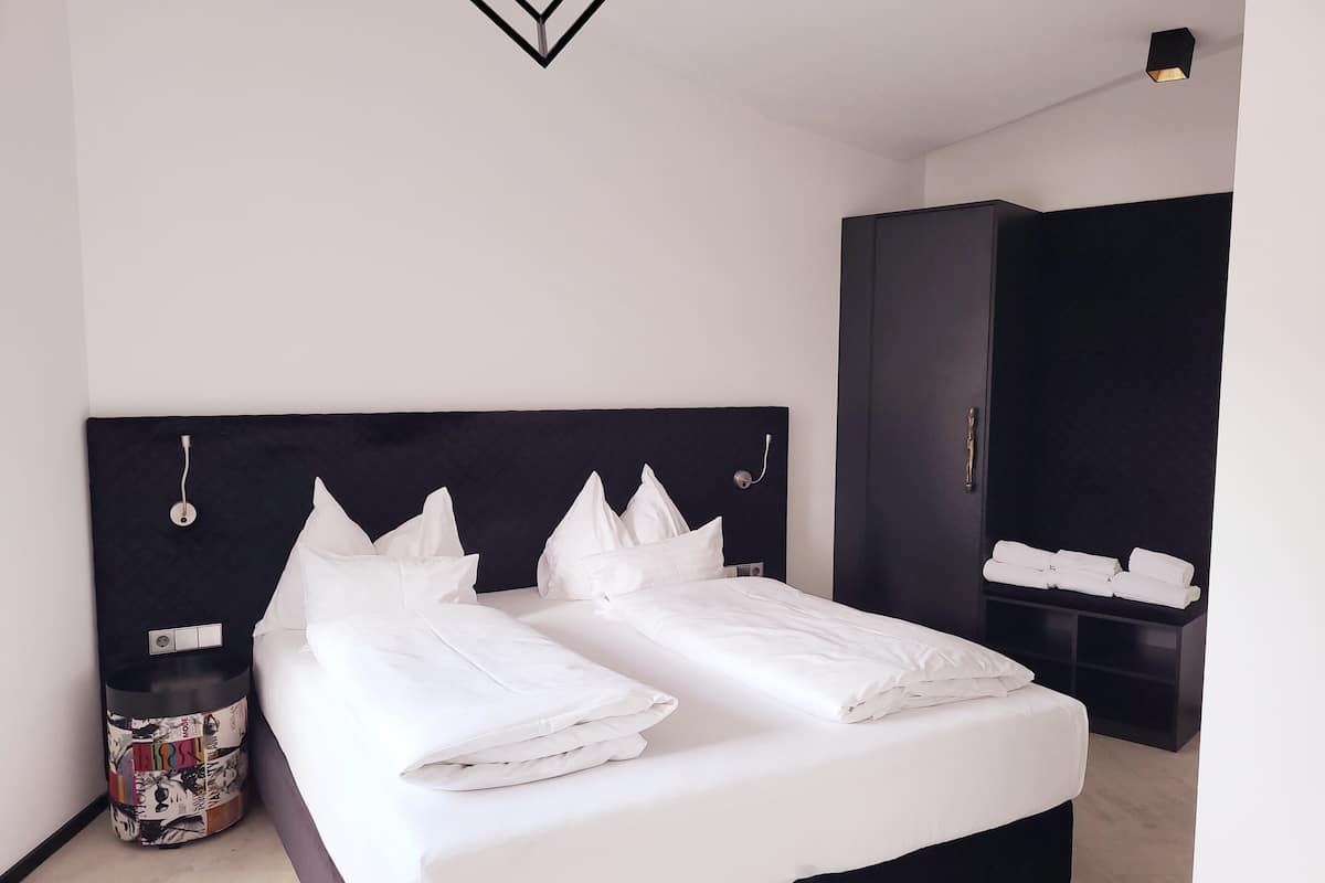 Penthouse Apartment | Premium bedding, individually decorated, individually furnished, desk