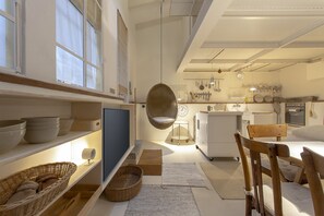 Dining - romantic  little flat as to be in the country Milano centre (Milano)