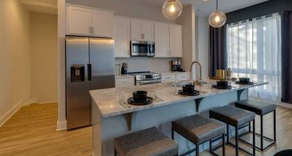 Encore Escape Near Opry • Rooftop • 8 Guests