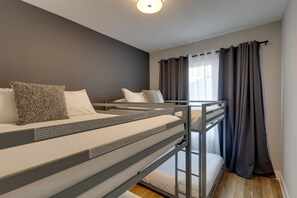 2 bedrooms, desk, iron/ironing board, travel crib