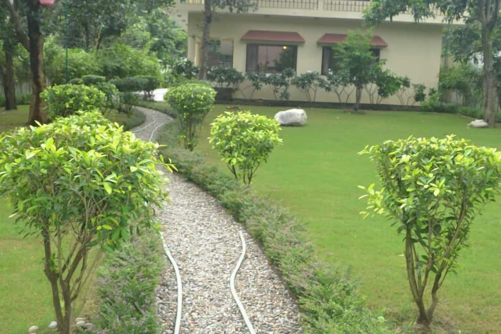 Corbett Comfort Lodge