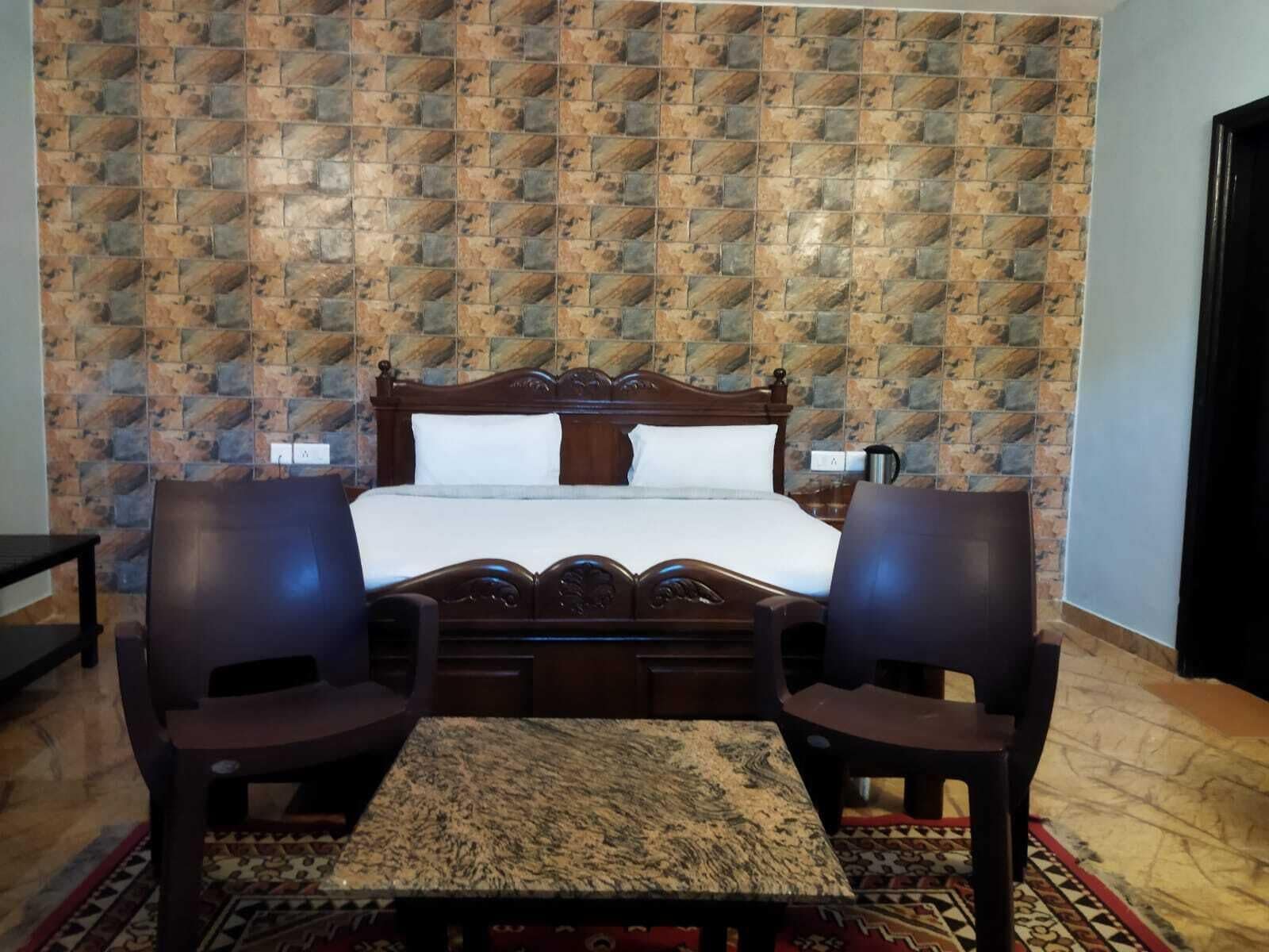 Standardrum | Mörkläggningsgardiner, extrasängar, gratis wi-fi och sängkläder