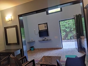 Standard Room | Blackout drapes, rollaway beds, free WiFi, bed sheets - Corbett Comfort Lodge (Ramnagar)