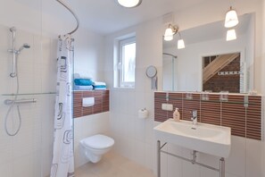 Dusche, Haartrockner, Seife