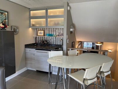 Comfortable Contemporary Condo - Intown Rehoboth Beach!
