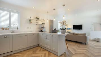 Casa de campo | Cozinha privada | Geladeira, micro-ondas, fogão, cooktop