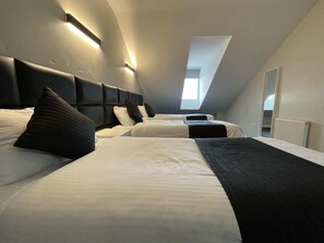 Superior Apartment - Mays Apartments (Liverpool)