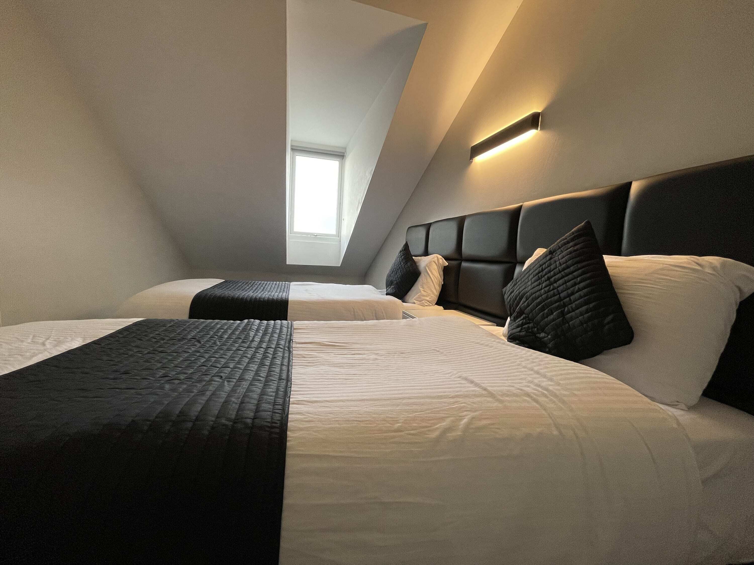 Superior Apartment | Iron/ironing board, free WiFi, bed sheets