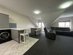 Superior Apartment | Living area - Mays Apartments (Liverpool)