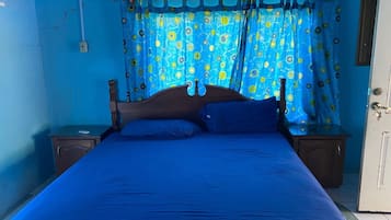 4 Schlafzimmer, Schreibtisch, kostenloses WLAN