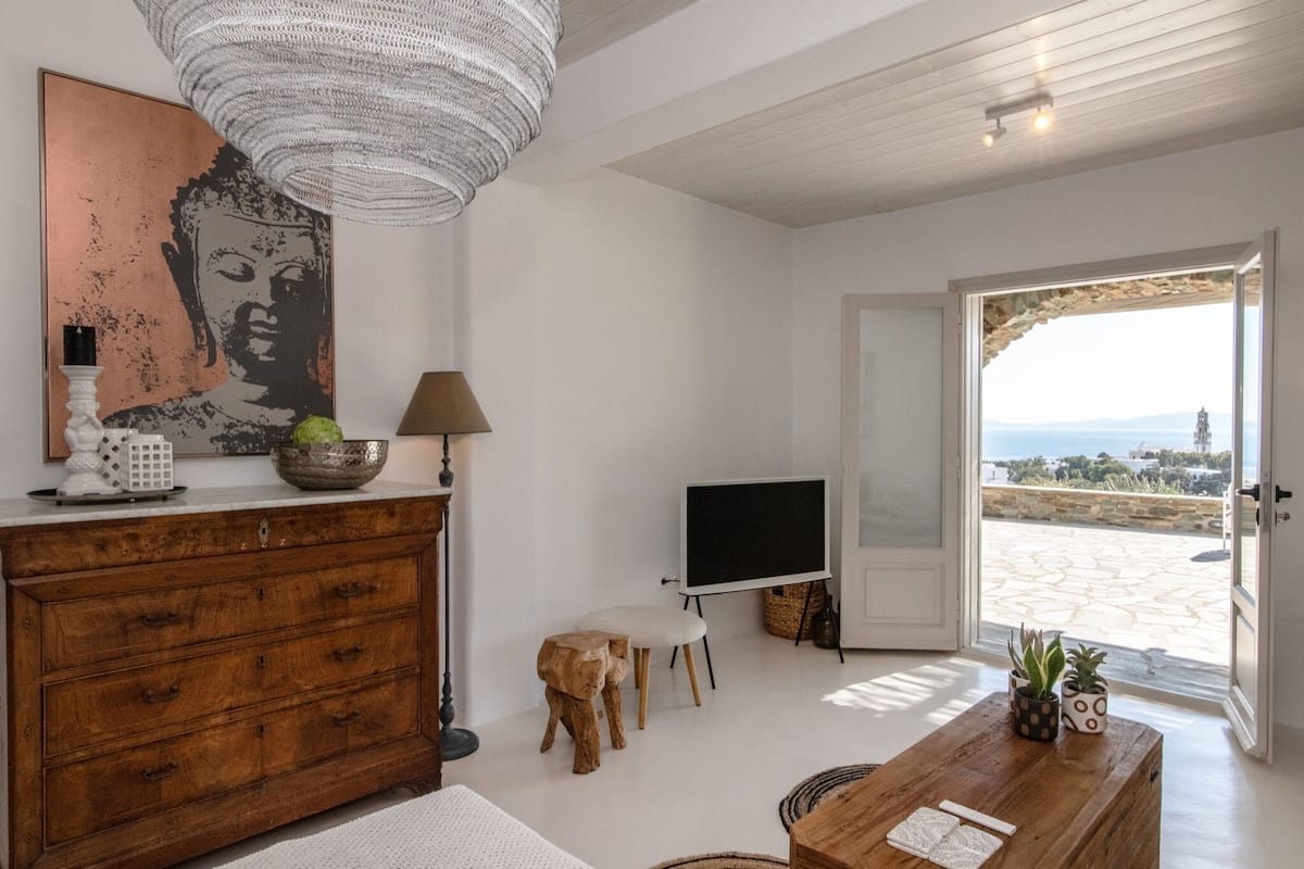 Luxury Villa | Ruang tamu | 32 inci sebuah televisyen pintar dengan digital, TV, Netflix