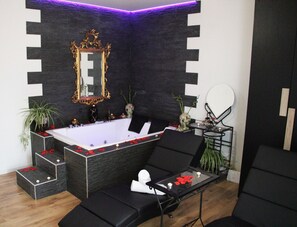 Spa - An apartment in the city of Brindisi (Brindisi)