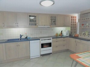 House | Private kitchen