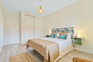 In-room safe, iron/ironing board, free WiFi, bed sheets - Butibamba Pool view (La Cala de Mijas)