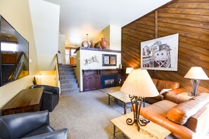 Cheminée, lecteur de DVD