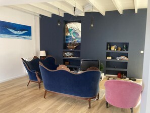 Télévision, baby-foot