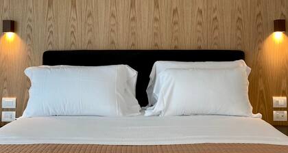 Le Stanze del Lago Lake view