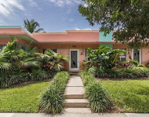Exterior - Casa Bella 06 (West Palm Beach)